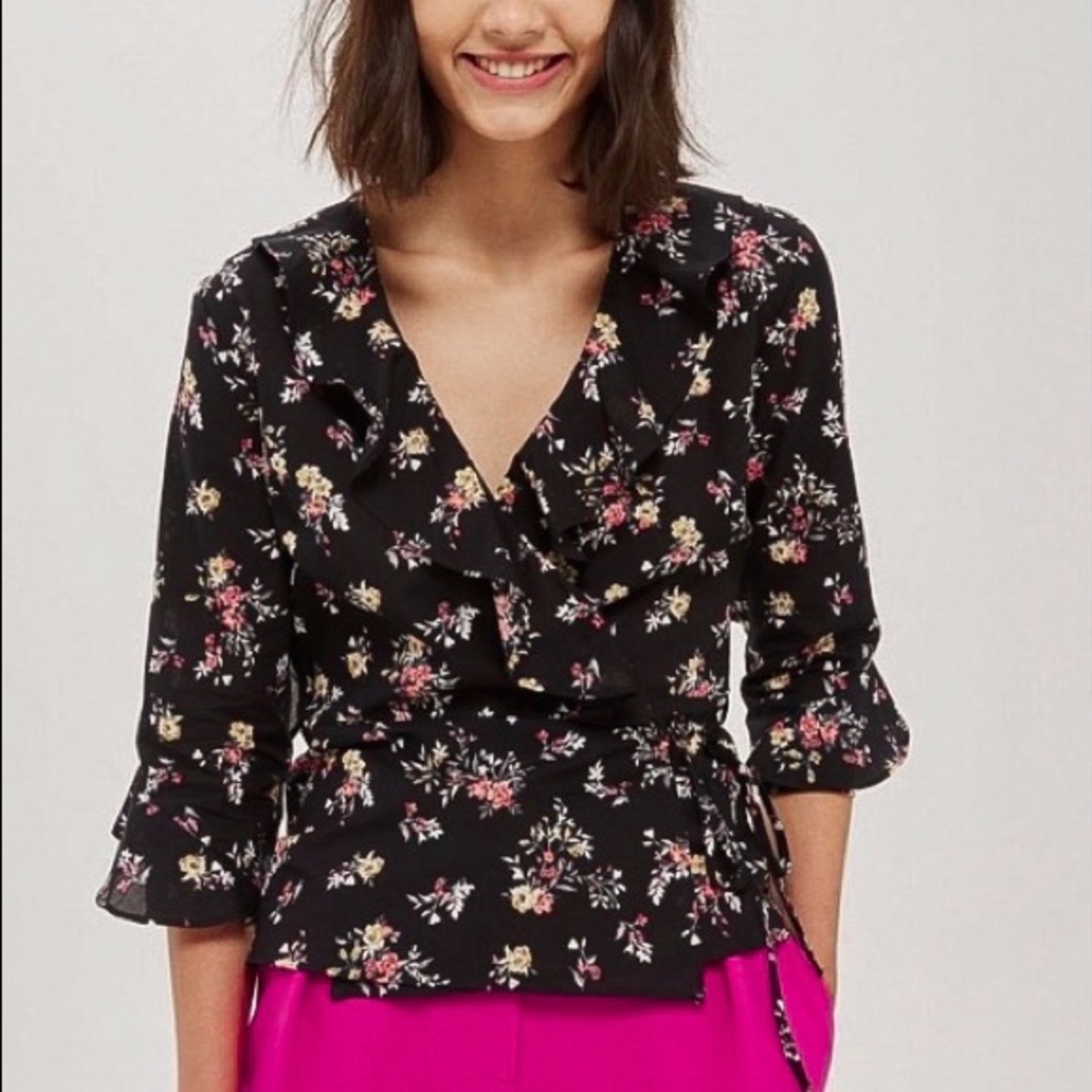 𝗗𝗢𝗡𝗔𝗧𝗘𝗗 Topshop Floral Wrap Tie Top